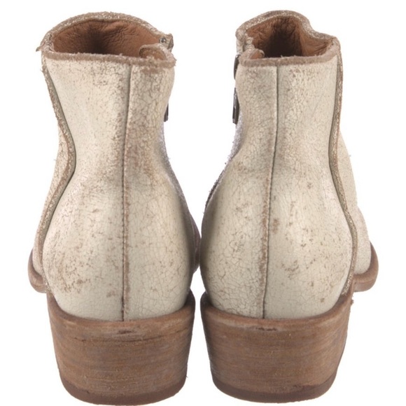 Frye Carson Piping Western Bootie Women 7.5 in Off White Distressed Finish - Picture 5 of 7